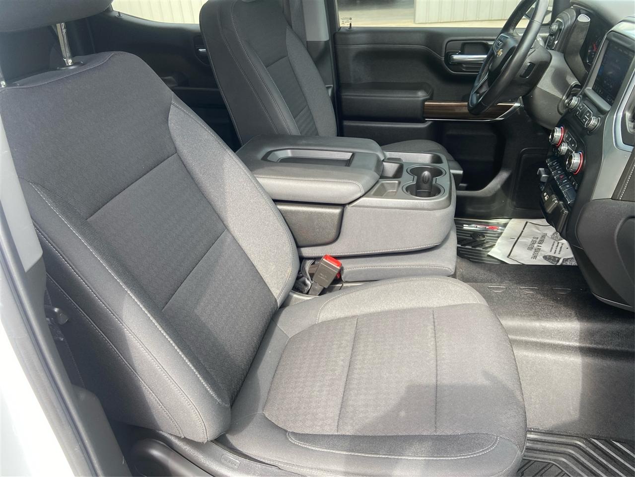 Chevrolet Silverado 1500 LT Crew Cab 4WD 2021