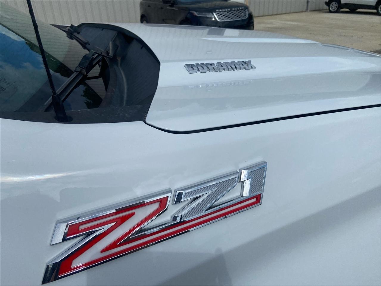 Chevrolet Silverado 1500 LT Crew Cab 4WD 2021