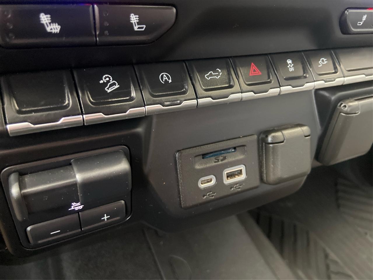Chevrolet Silverado 1500 LT Crew Cab 4WD 2021