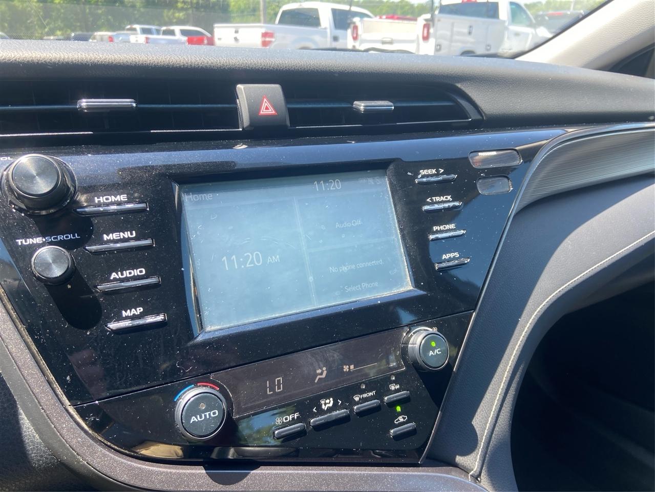Toyota Camry SE 2019