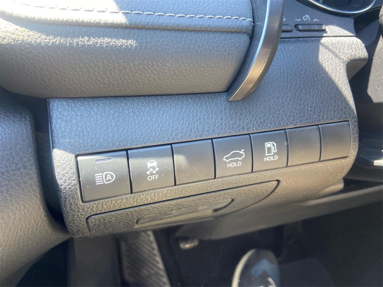 Toyota Camry SE 2019