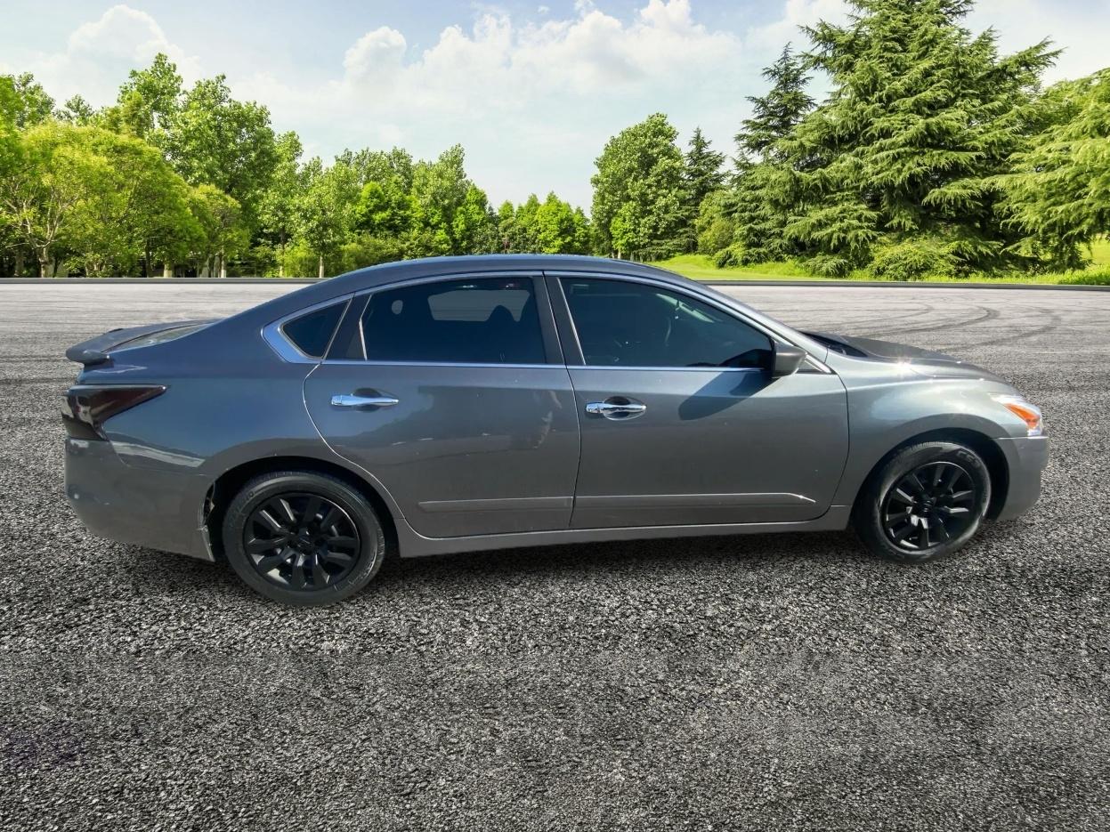 Nissan Altima 2.5 2015