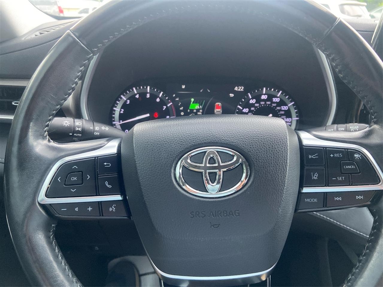 Toyota Highlander XLE FWD V6 2021