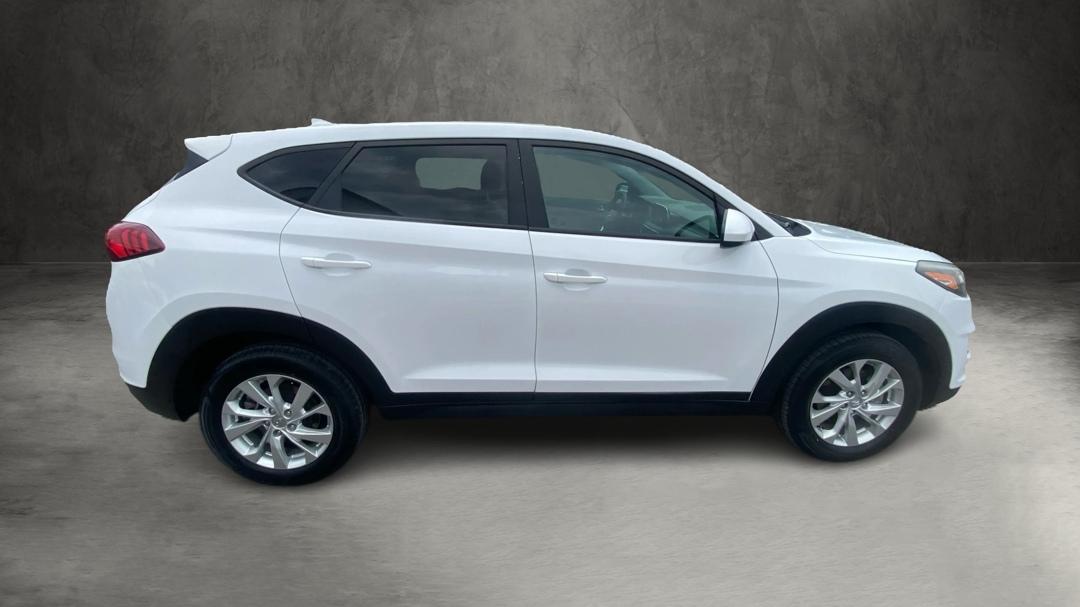 Hyundai Tucson SE 2021