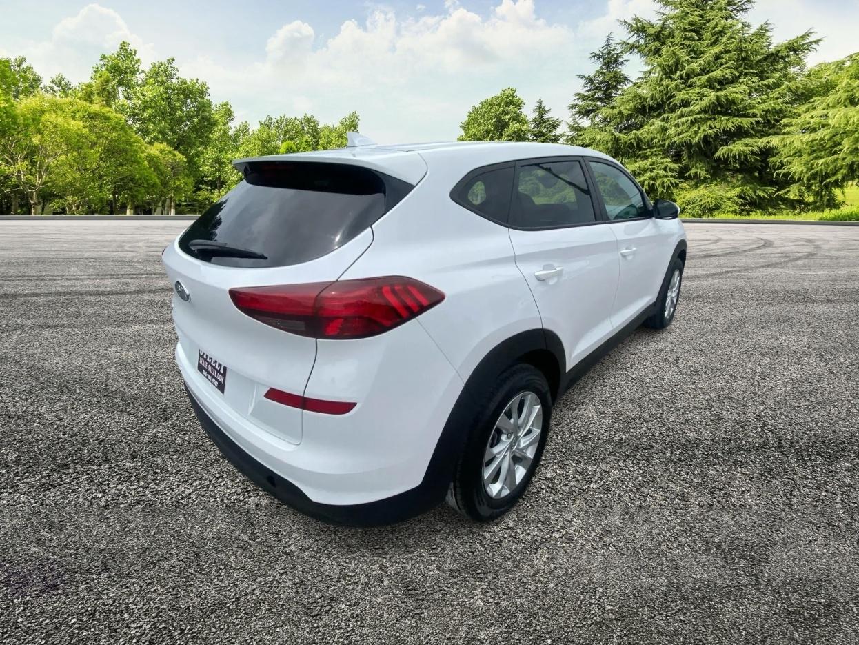 Hyundai Tucson SE 2021