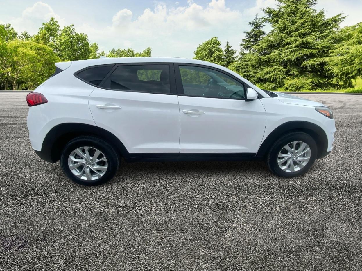 Hyundai Tucson SE 2021