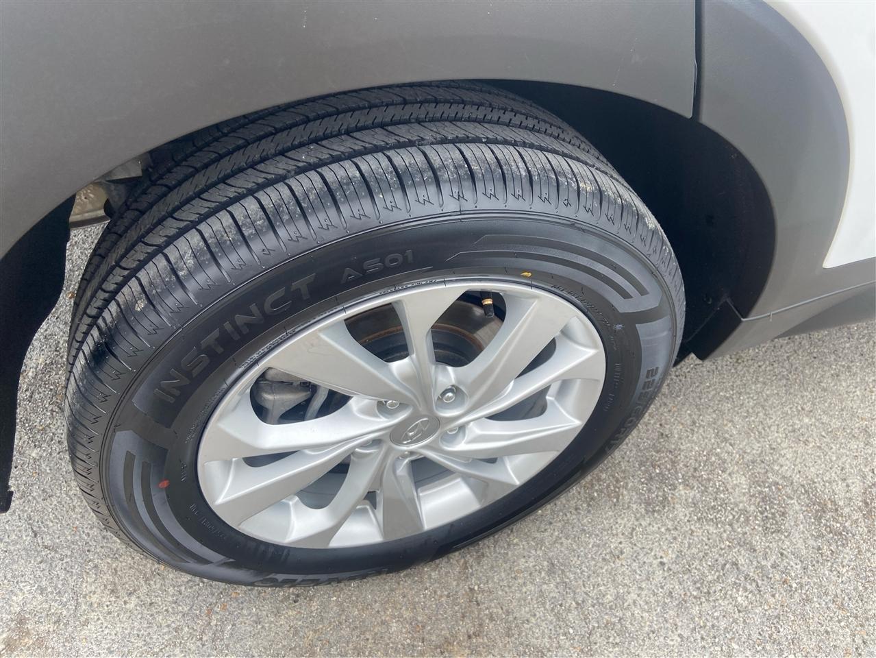 Hyundai Tucson SE 2021