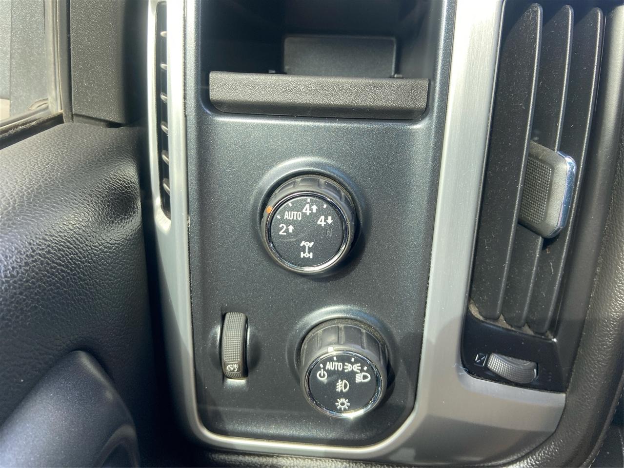 GMC Sierra 1500 SLE Crew Cab 4WD 2014