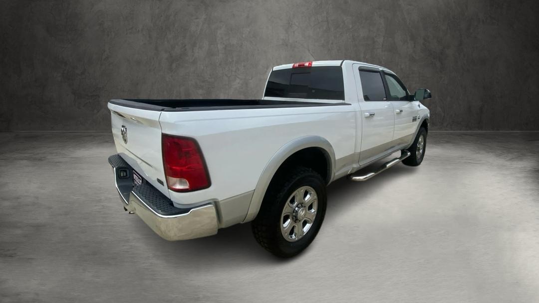 Dodge 2500 Laramie Crew Cab SWB 4WD 2012
