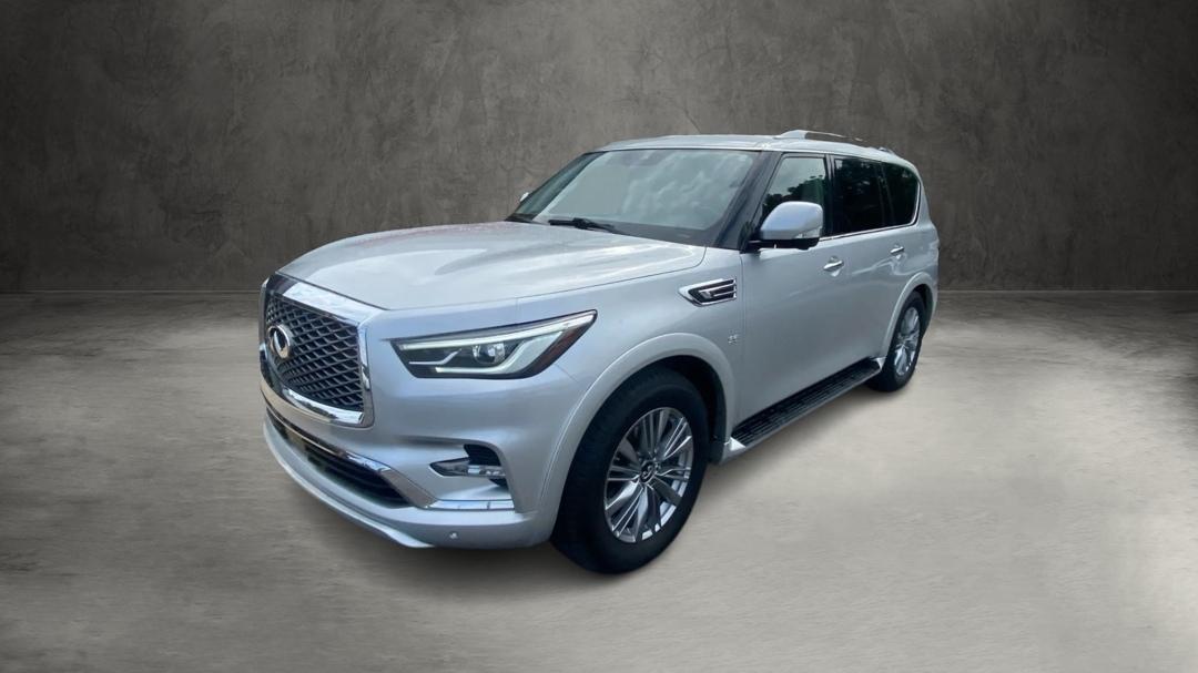 Infiniti QX80 LUXE 2019