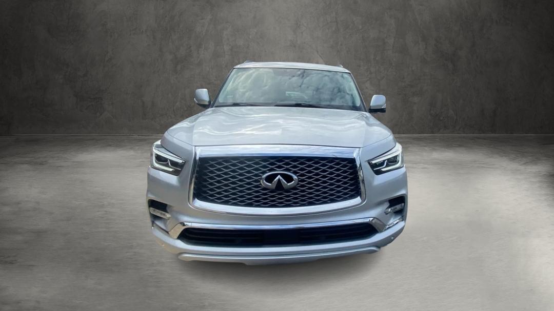 Infiniti QX80 LUXE 2019