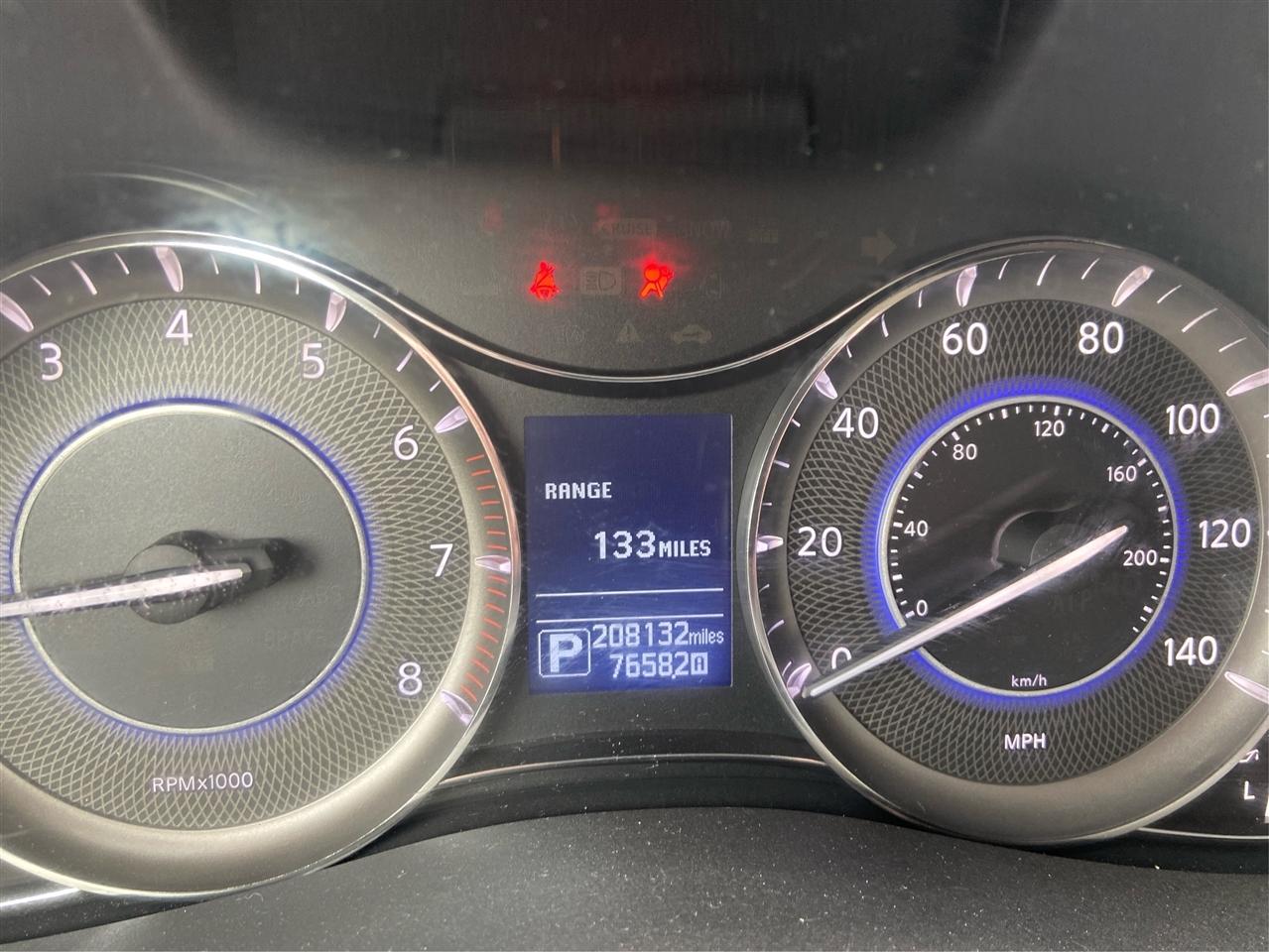 Infiniti QX80 LUXE 2019