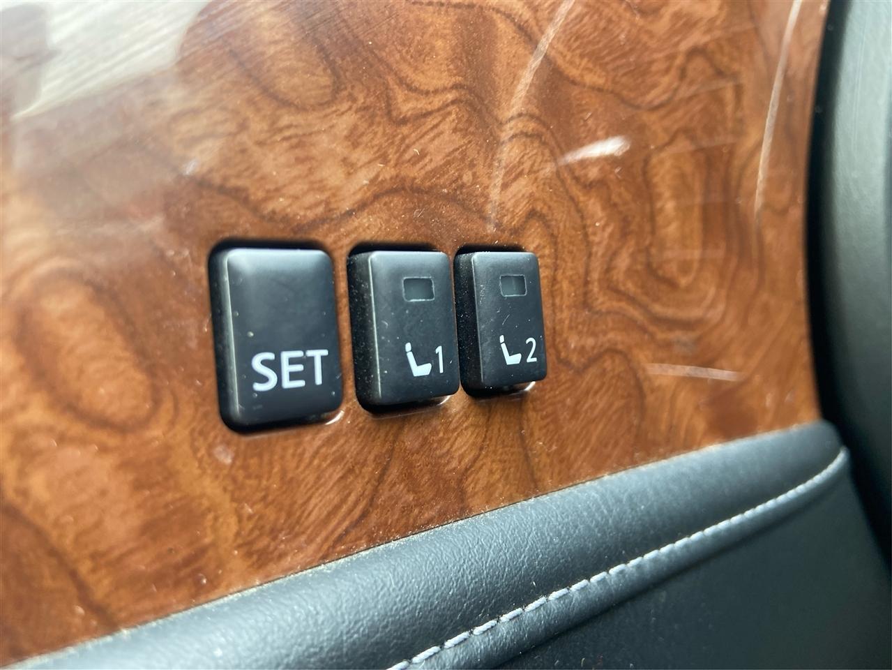 Infiniti QX80 LUXE 2019
