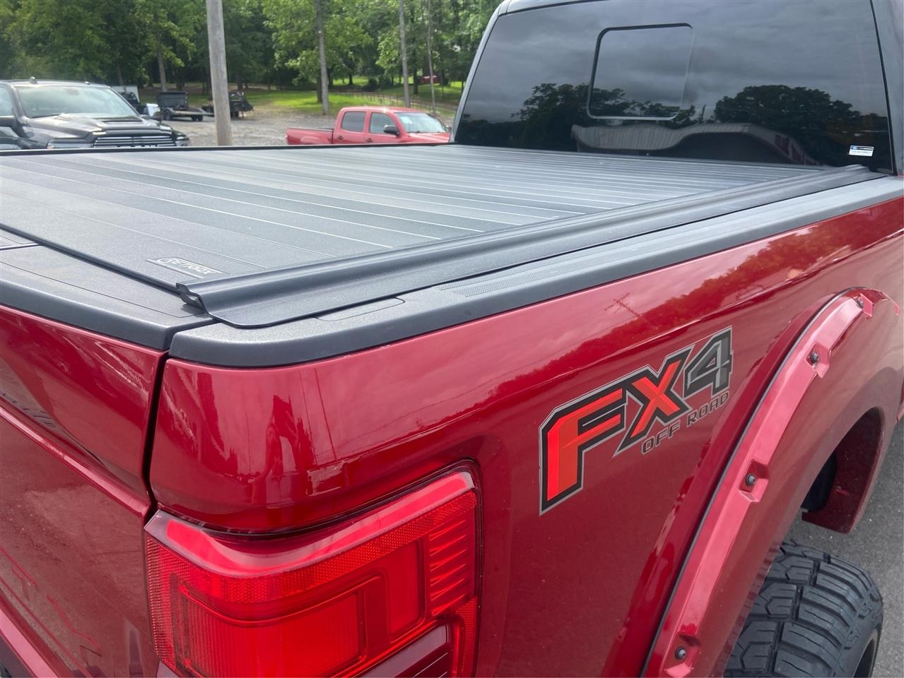 Ford F-250 SD Lariat Crew Cab Short Bed 4WD 2021