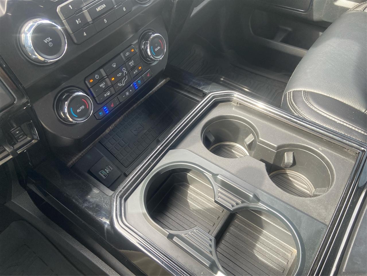 Ford F-250 SD Lariat Crew Cab Short Bed 4WD 2021