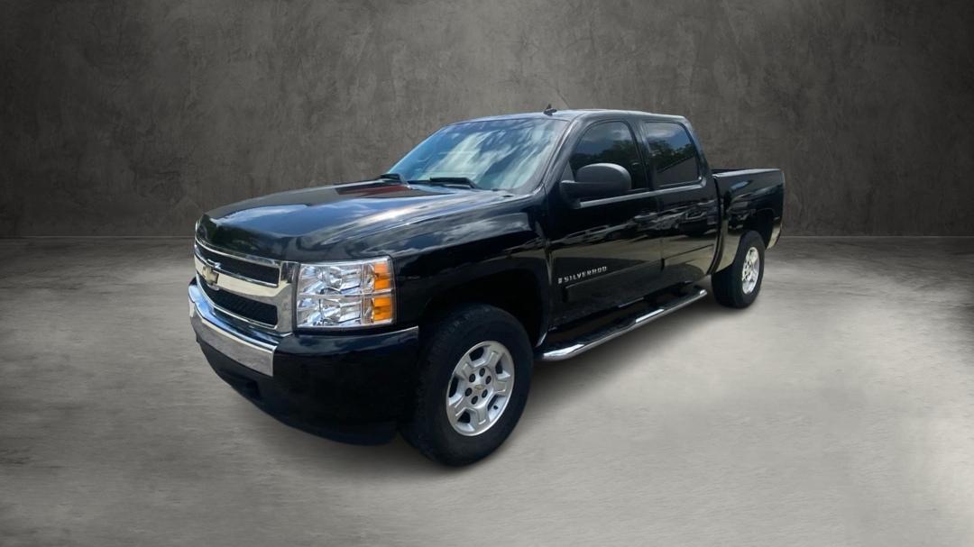2007 Chevrolet Silverado 1500 LT1 Crew Cab 2WD