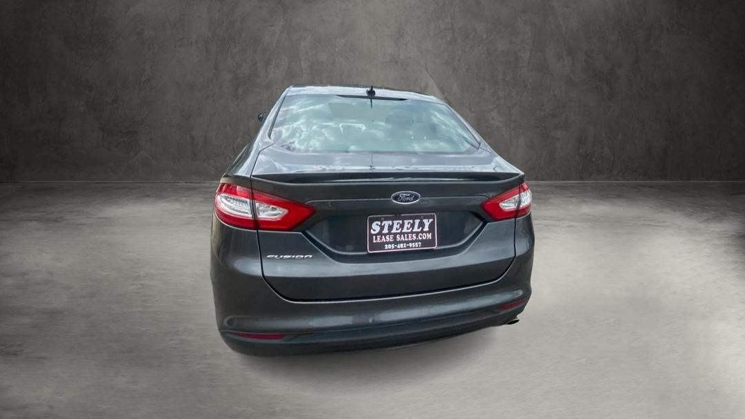 Ford Fusion S 2016
