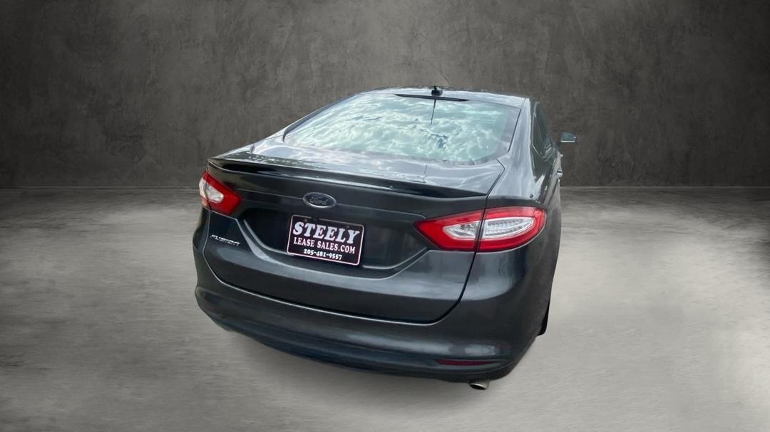 Ford Fusion S 2016