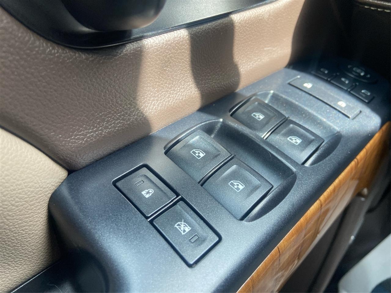 GMC Sierra 1500 SLT Crew Cab 4WD 2014