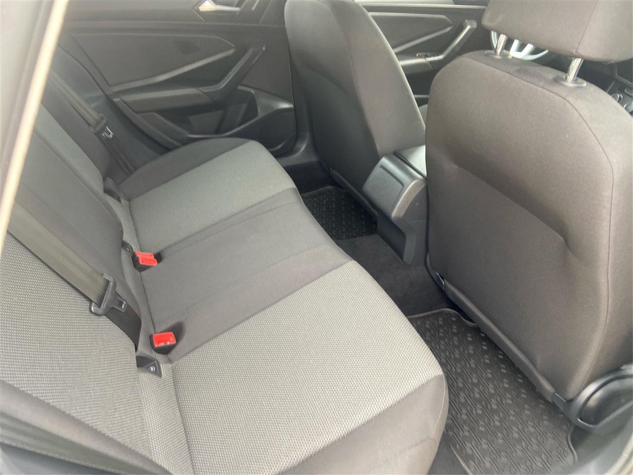 Volkswagen Jetta 1.4T S 8A 2020