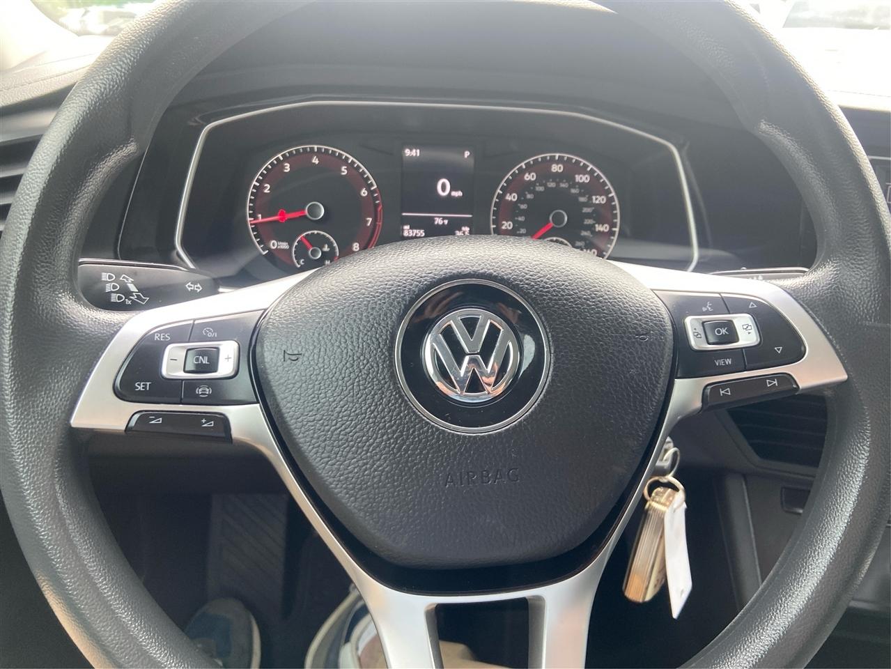 Volkswagen Jetta 1.4T S 8A 2020