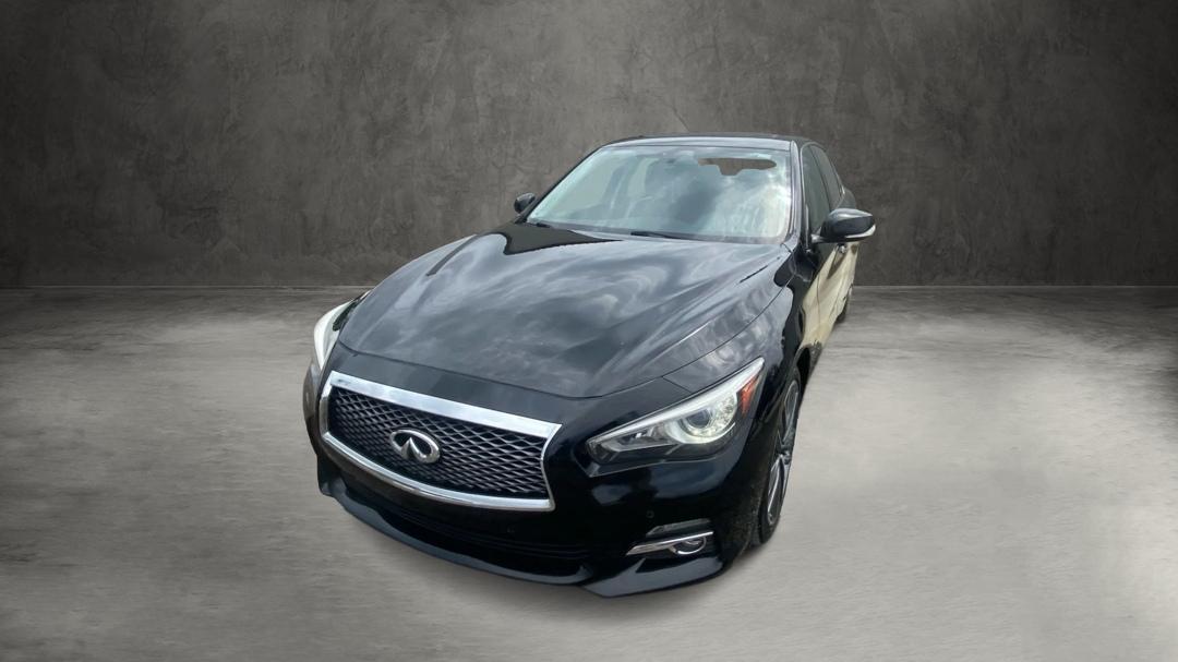 Infiniti Q50 Premium 2014