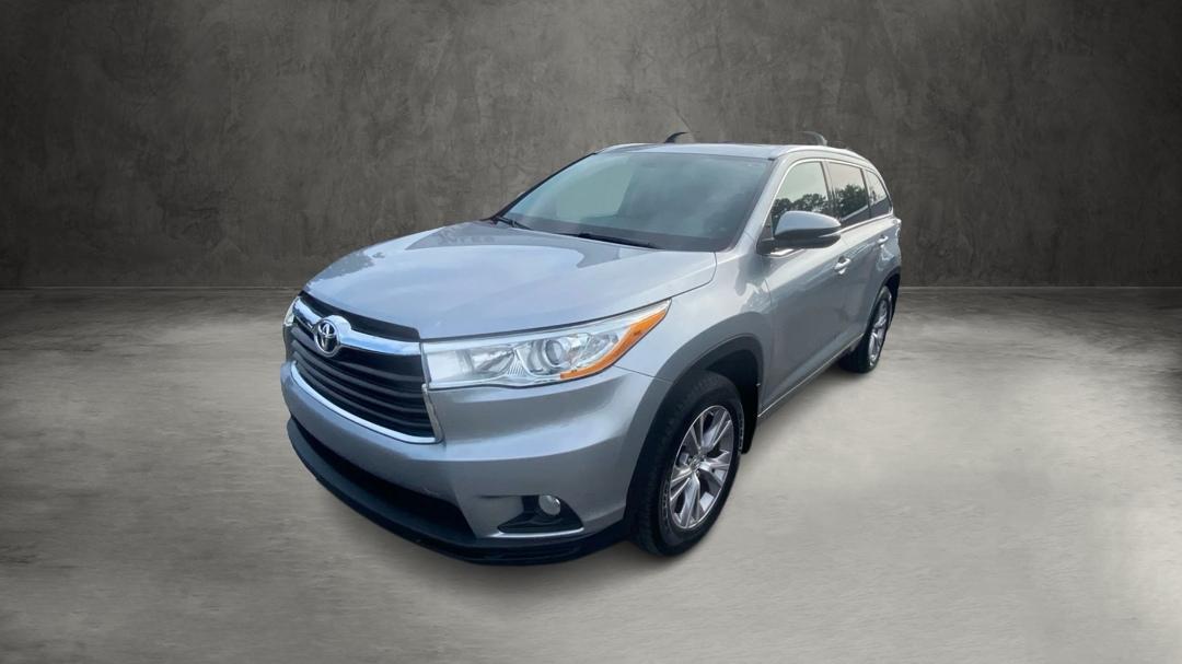 2014 Toyota Highlander XLE FWD V6