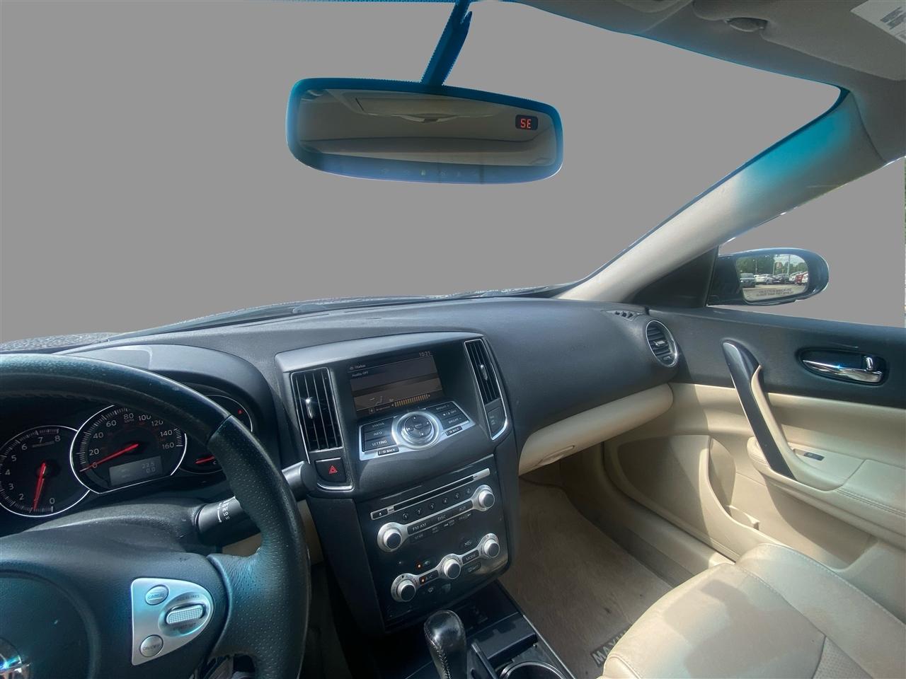 Nissan Maxima SV 2014