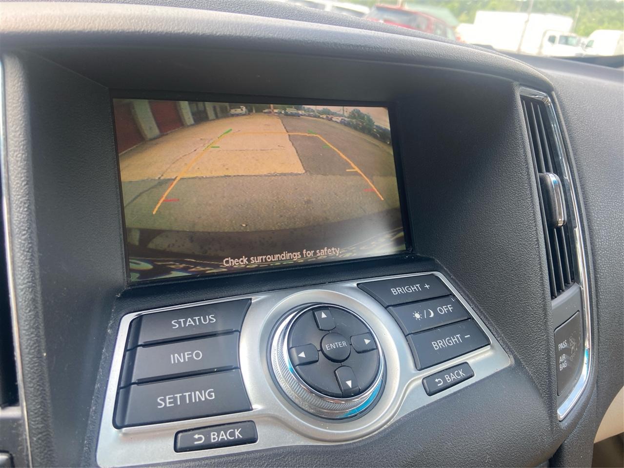 Nissan Maxima SV 2014