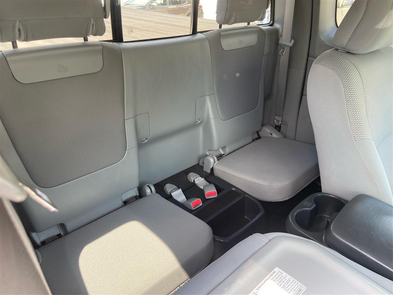 Toyota Tacoma 4WD Access Cab I4 AT (Natl) 2014