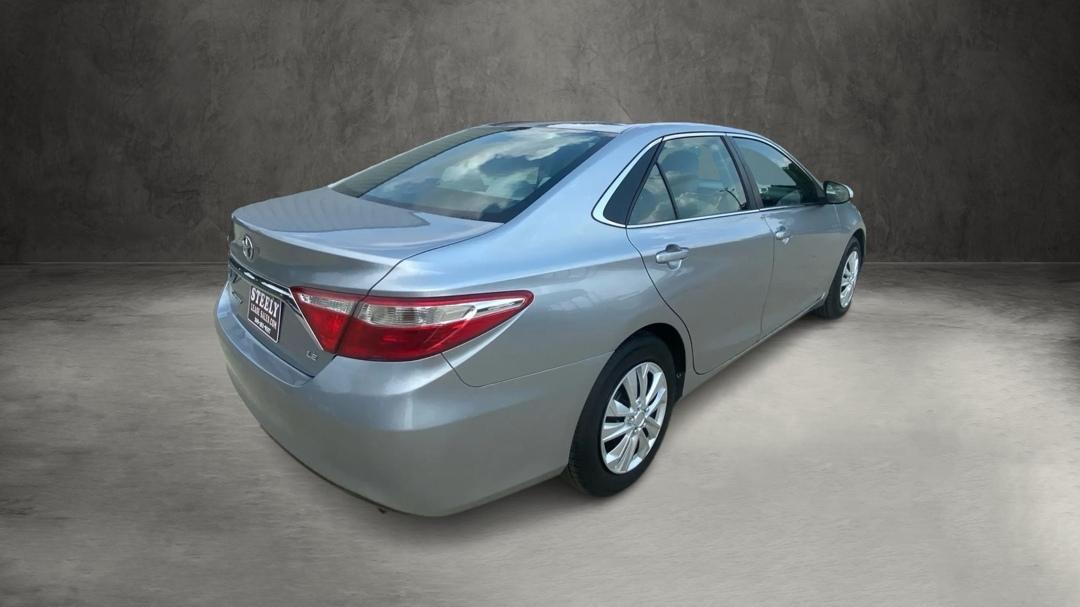 Toyota Camry LE 2015