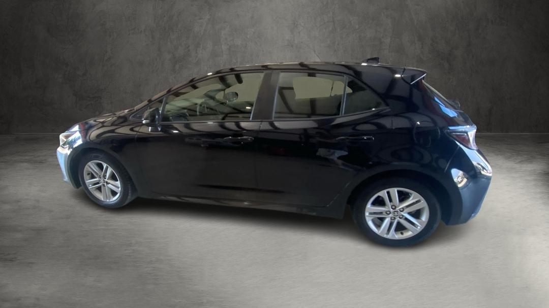Toyota Corolla SE 4D Hatchback at 2019