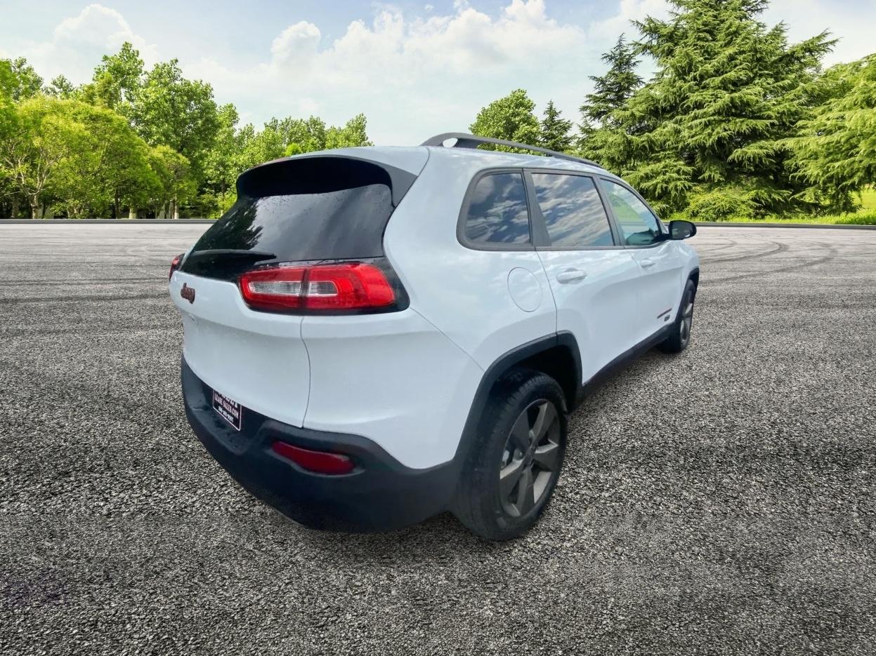 Jeep Cherokee Latitude FWD 2017