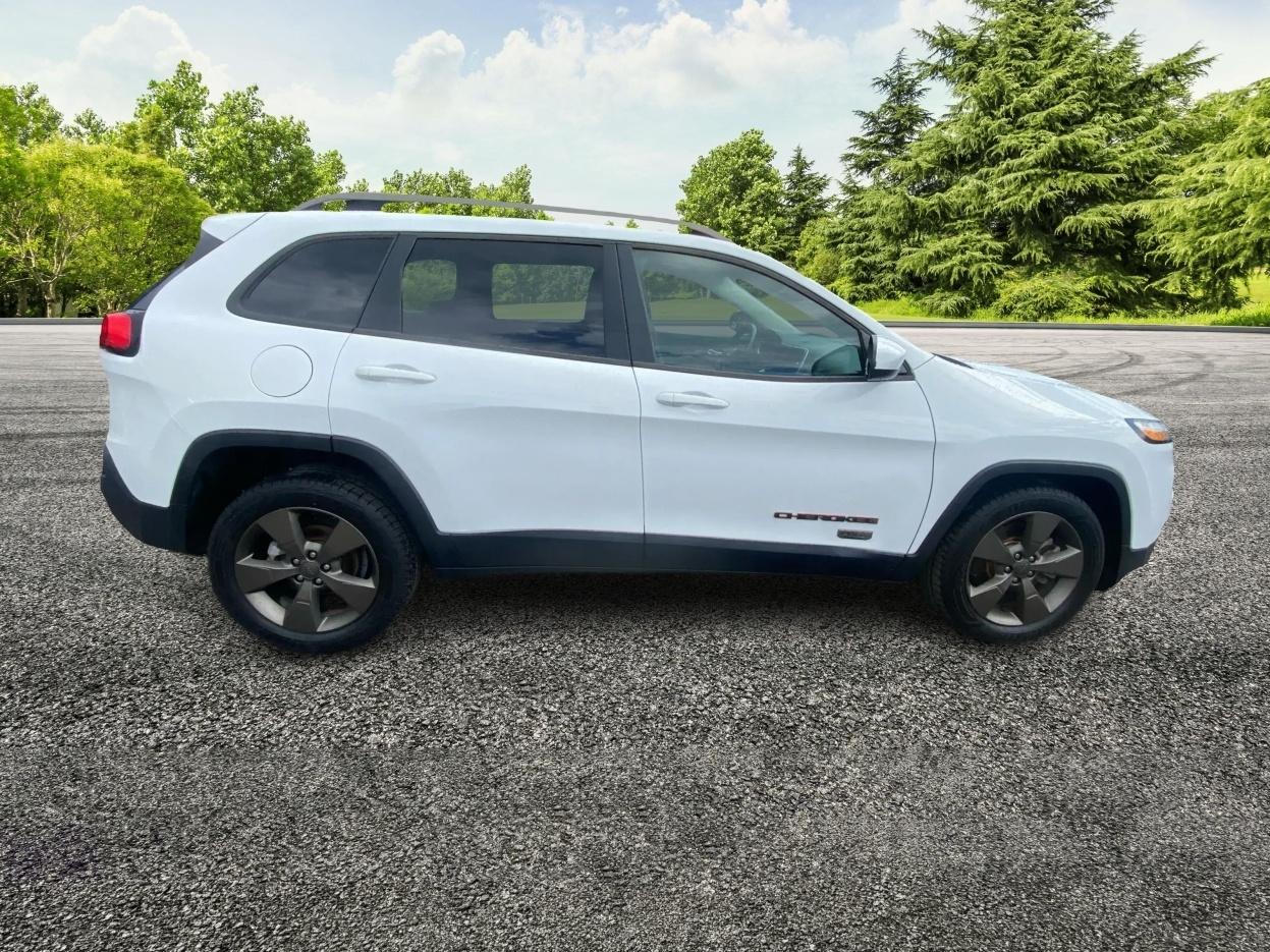 Jeep Cherokee Latitude FWD 2017