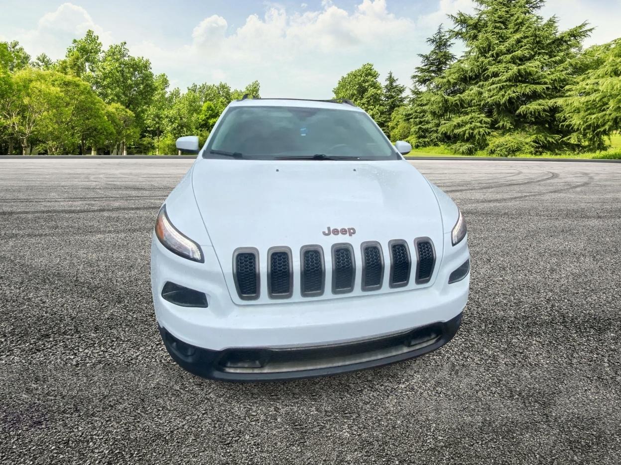 Jeep Cherokee Latitude FWD 2017