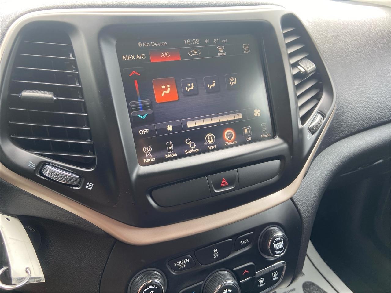 Jeep Cherokee Latitude FWD 2017