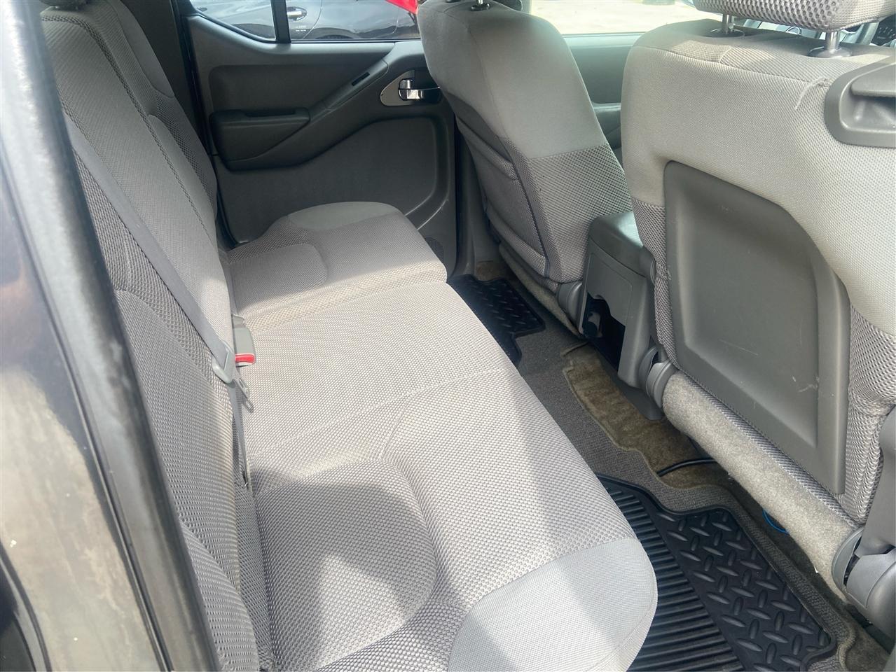 Nissan Frontier SE Crew Cab 2WD 2010