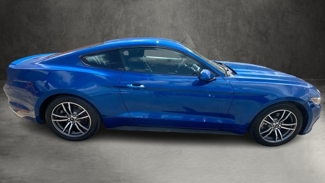 Ford Mustang EcoBoost Coupe 2017