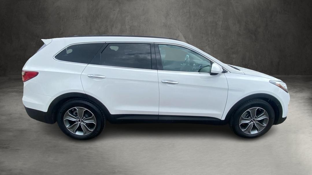 Hyundai Santa Fe GLS FWD 2015