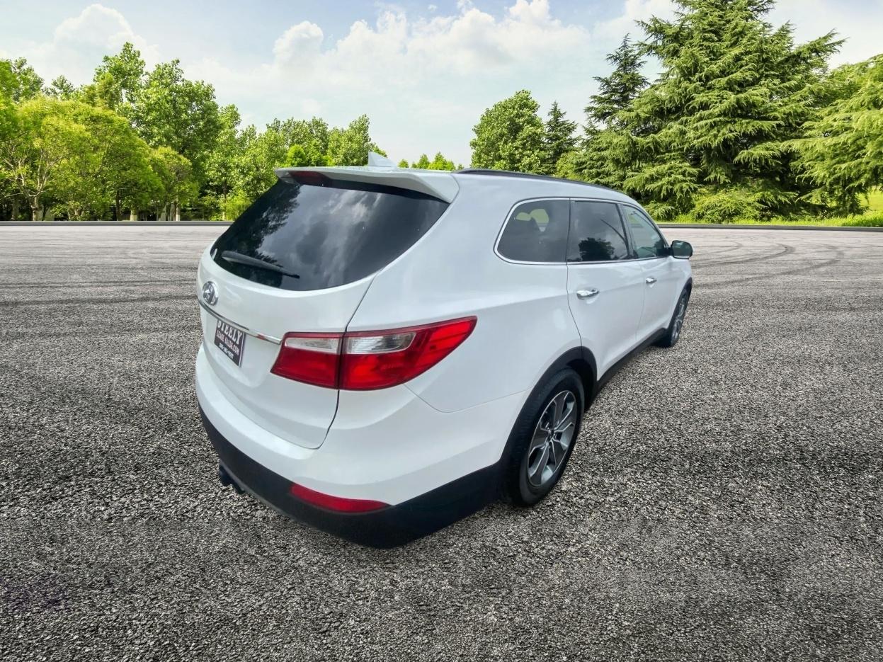 Hyundai Santa Fe GLS FWD 2015