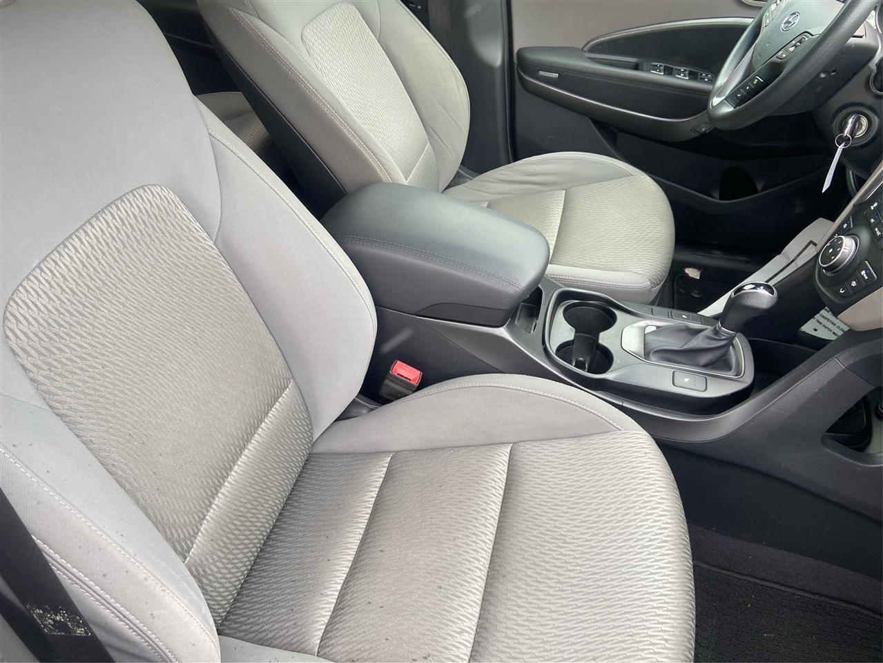 Hyundai Santa Fe GLS FWD 2015