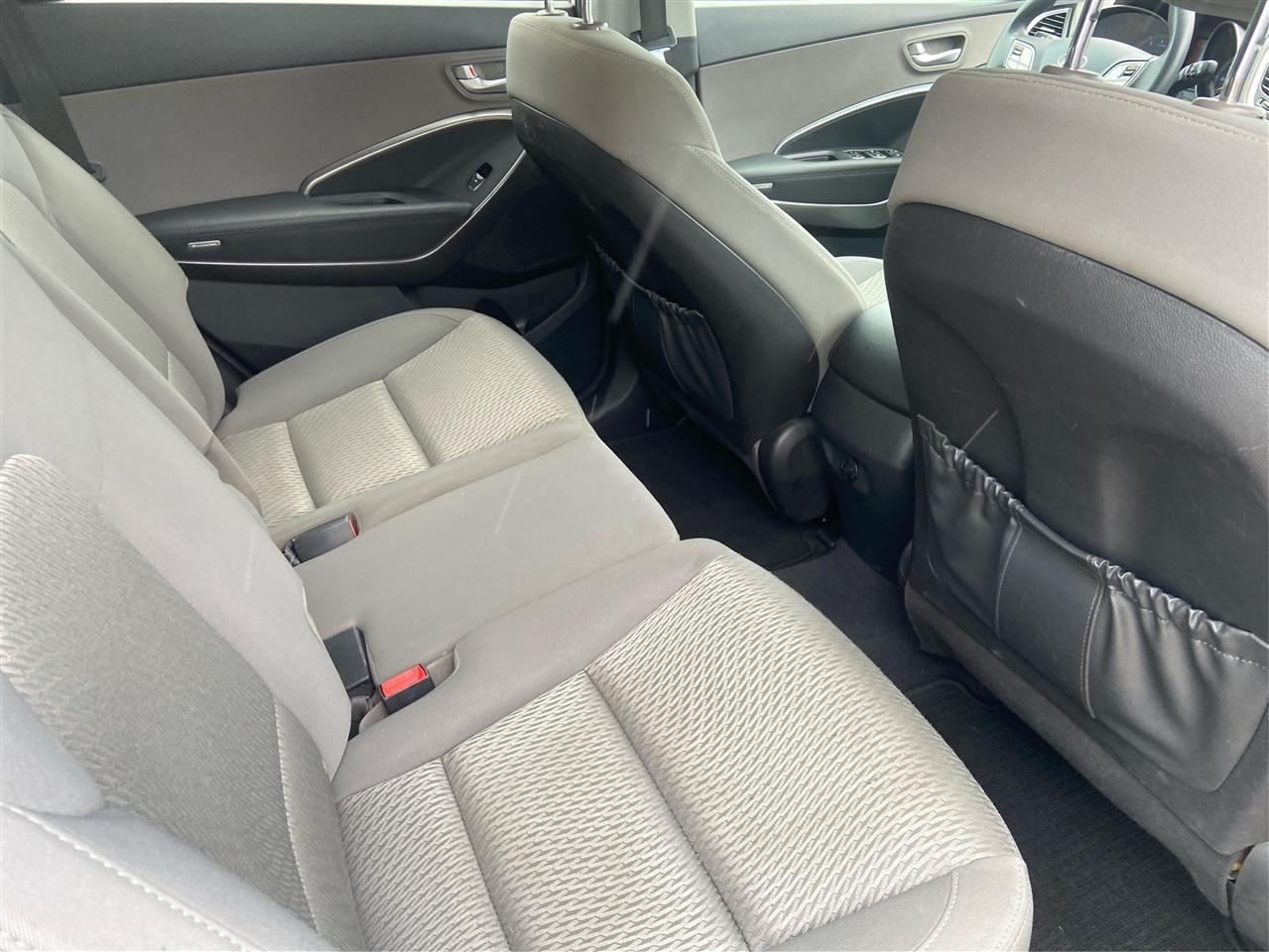 Hyundai Santa Fe GLS FWD 2015