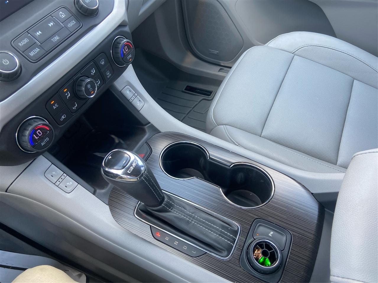 GMC Acadia SLT-1 FWD 2017