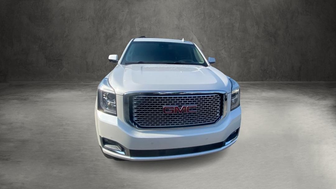 GMC Yukon XL Denali 4WD 2017