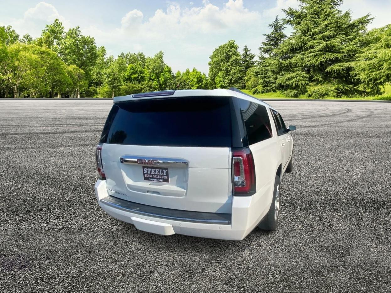 GMC Yukon XL Denali 4WD 2017