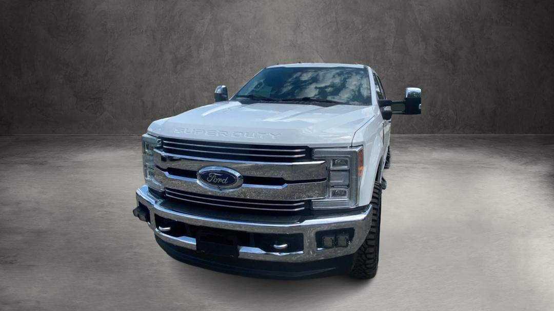 Ford F-250 SD Lariat Crew Cab SWB 4WD 2017