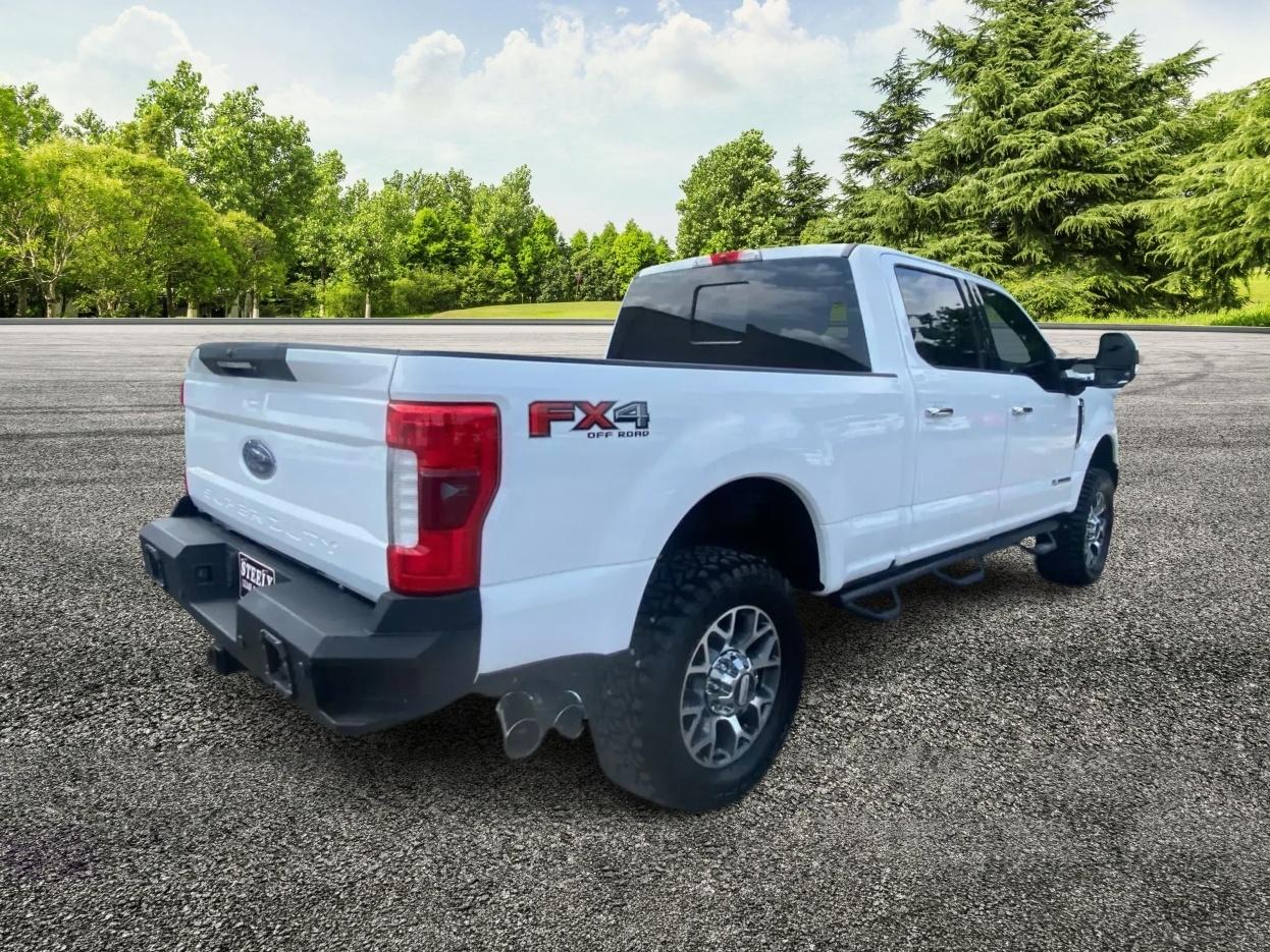 Ford F-250 SD Lariat Crew Cab SWB 4WD 2017