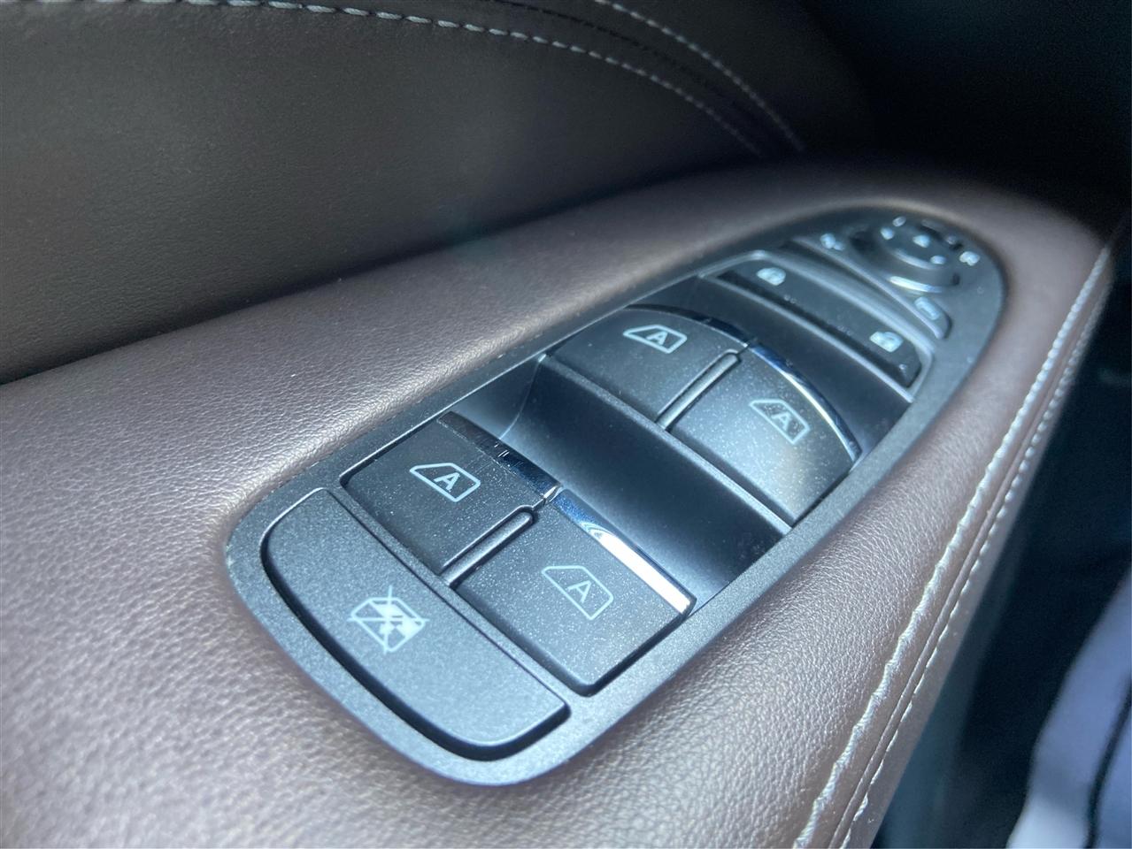Infiniti QX60 PURE 2019