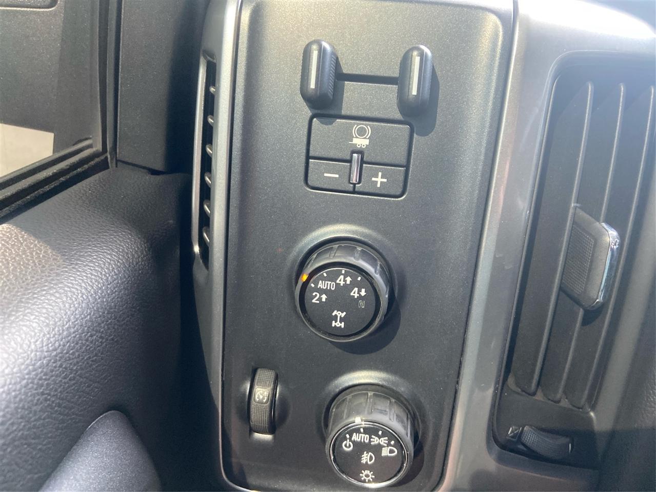 Chevrolet Silverado 1500 LT Crew Cab 4WD 2016