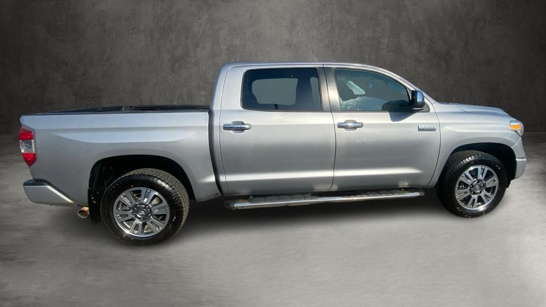 Toyota Tundra Platinum CrewMax 5.7L 4WD 2020